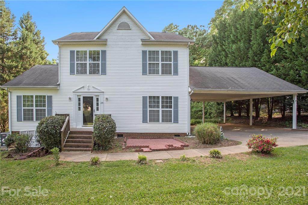 235 Crystal Circle - Photo 1