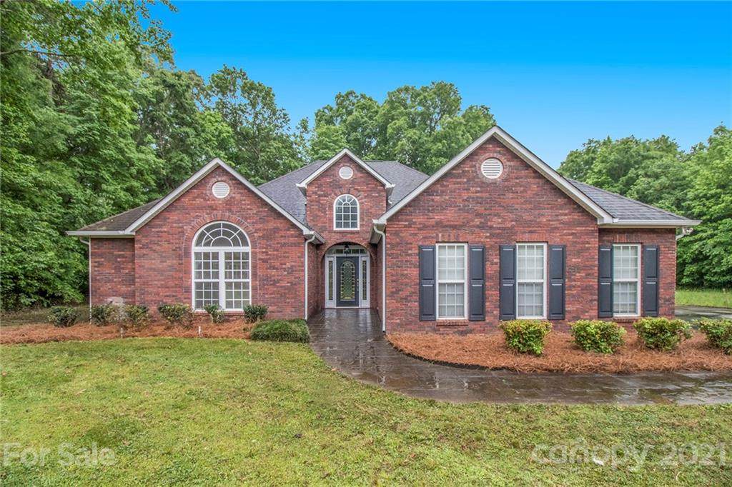 1002 Josey Lane - Photo 1