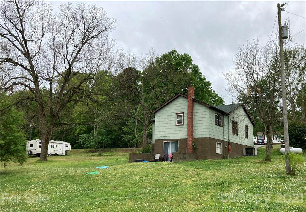 843 Old Henrietta Road - Photo 1