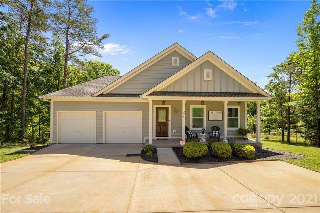 12054 Mariners Cove Court - Photo 1