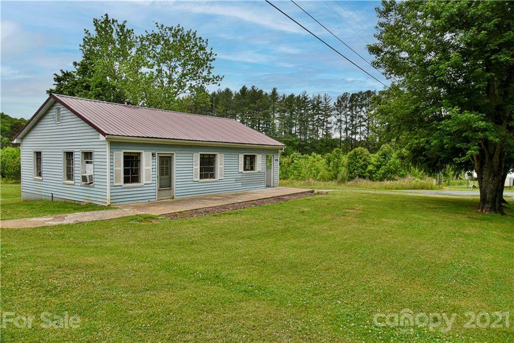 96 Glenwood Loop - Photo 1
