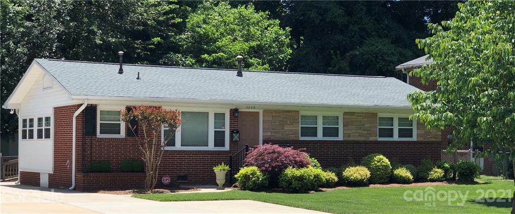 2226 Lanier Avenue - Photo 1