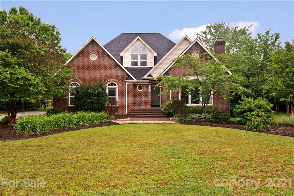8406 Middleton Circle - Photo 1