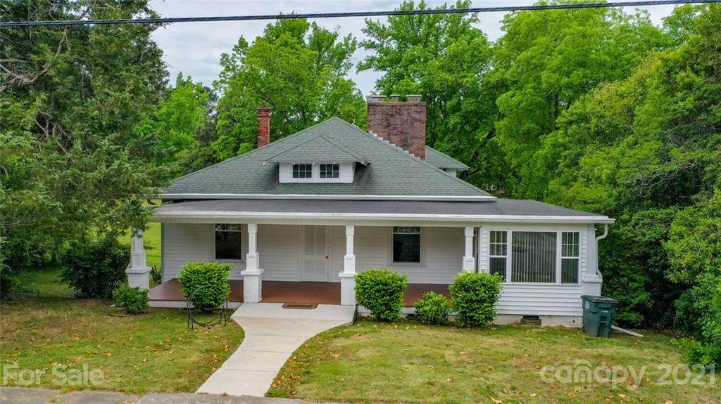 208 Brent Street - Photo 1