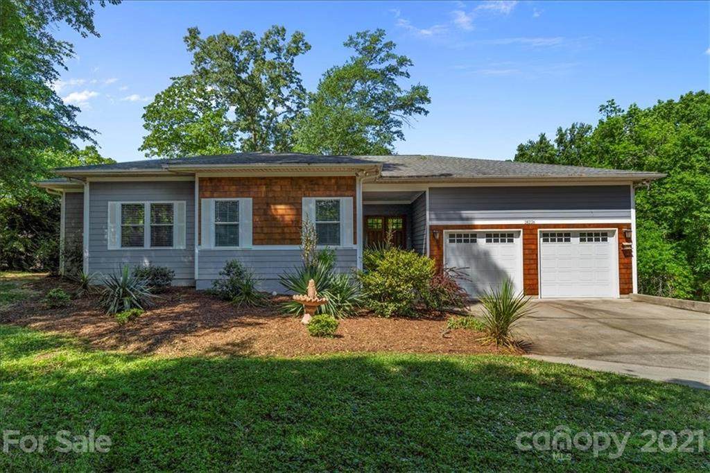 18226 Hideaway Road - Photo 1