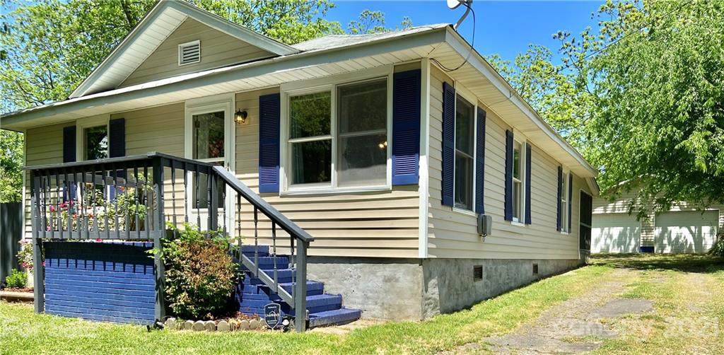 522 Pleasant Avenue - Photo 1