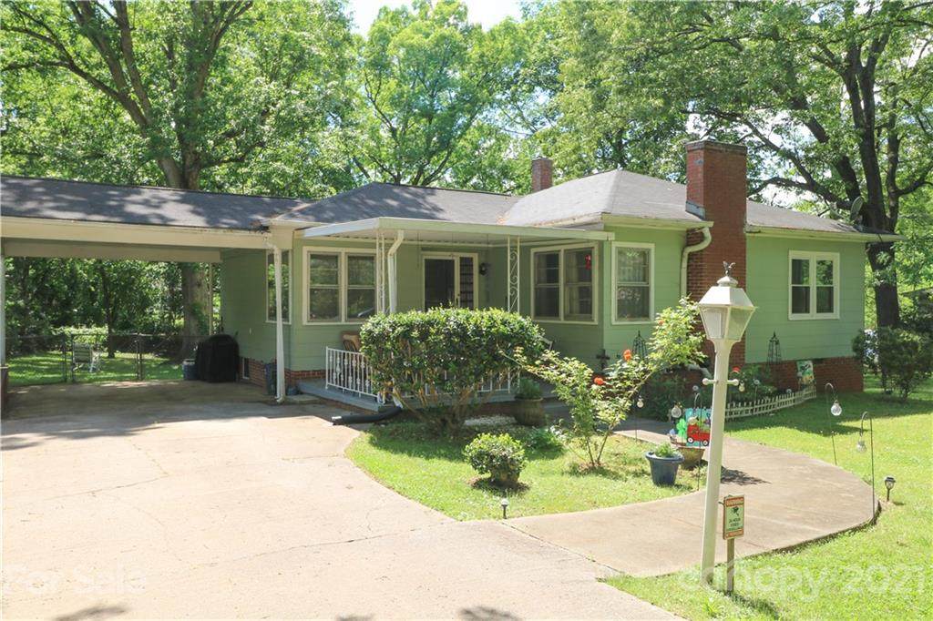 1423 Park Avenue - Photo 1