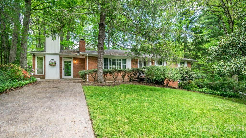 912 Toxaway Drive - Photo 1