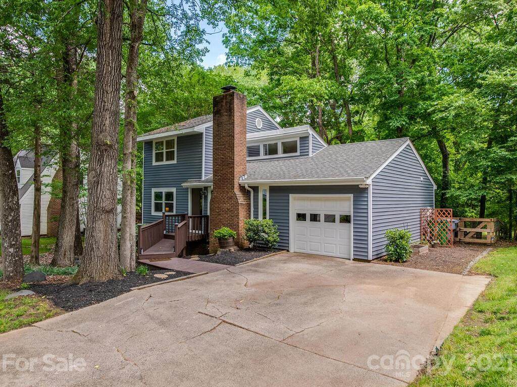 8108 Park Vista Circle - Photo 1