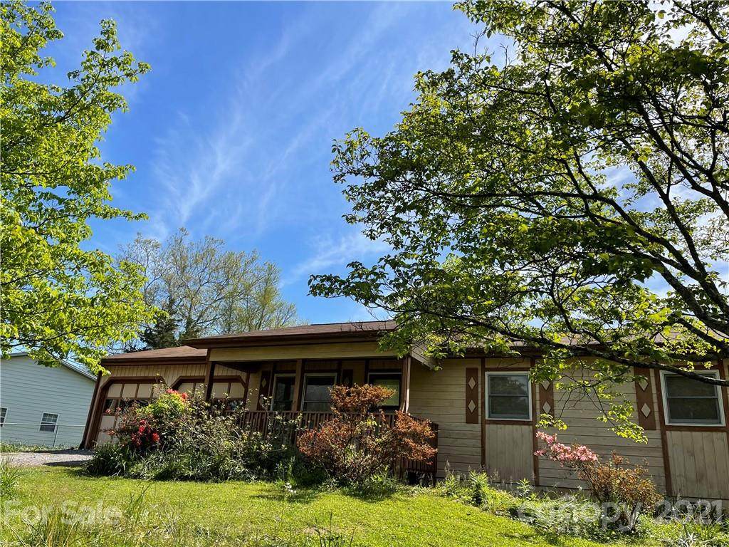 93 Sycamore Circle - Photo 1