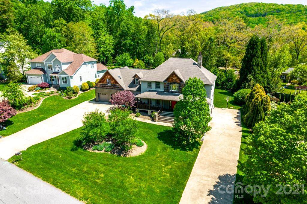 11 Huntington Chase Drive - Photo 1
