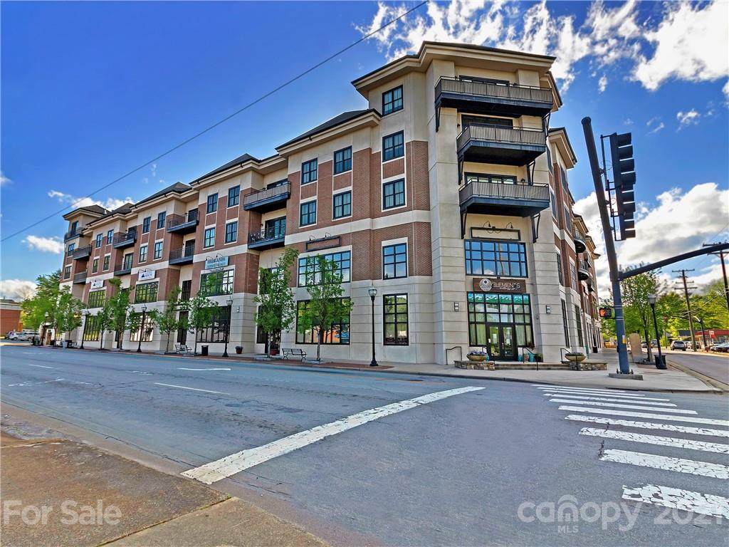 29 French Broad Street - Photo 1