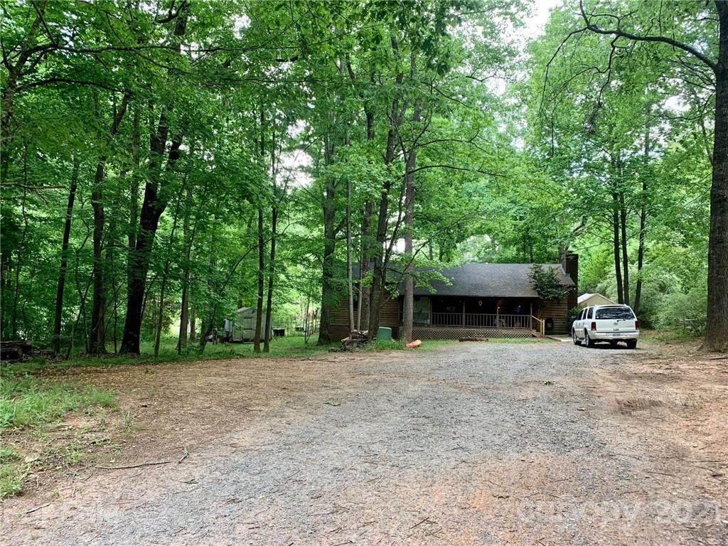 6205 Bud Huey Road - Photo 1