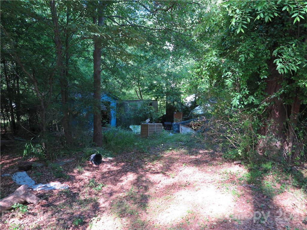 210 Mays Road - Photo 1