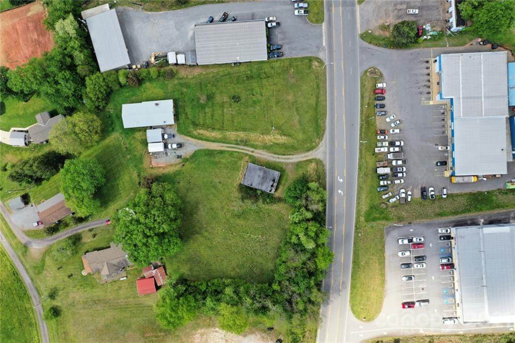 512 Asheville Highway - Photo 1