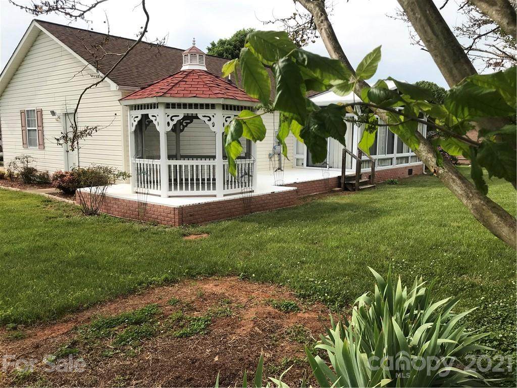 4920 Thoreau Drive - Photo 1