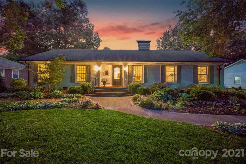526 Lyttleton Drive - Photo 1