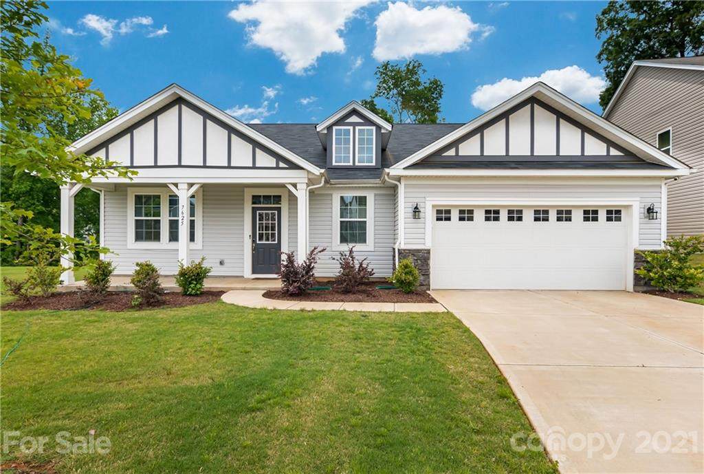 7625 Meridale Forest Drive - Photo 1
