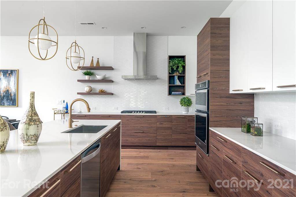 126 Mattoon Street - Photo 1
