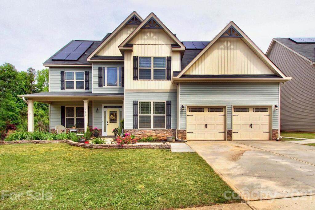 142 Cole Drive - Photo 1