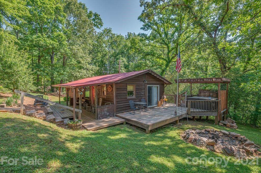 365 Hillbilly Lane - Photo 1