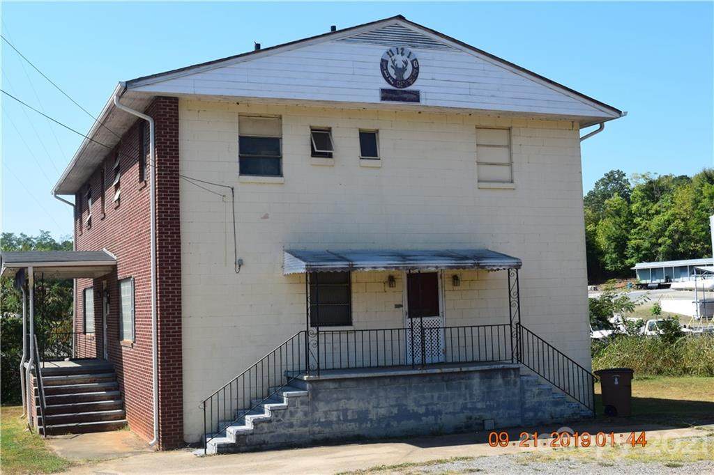 307 Buffalo Street - Photo 1