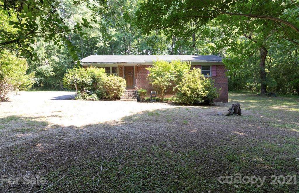 2177 Thornwell Road - Photo 1