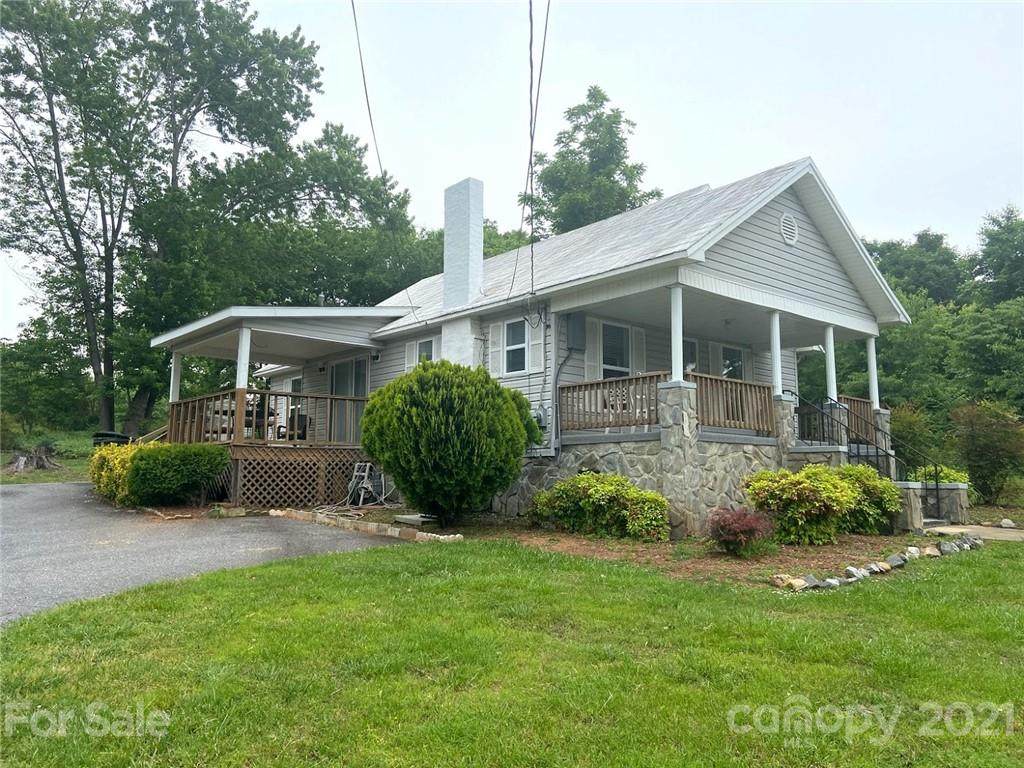 105 Moose Street - Photo 1