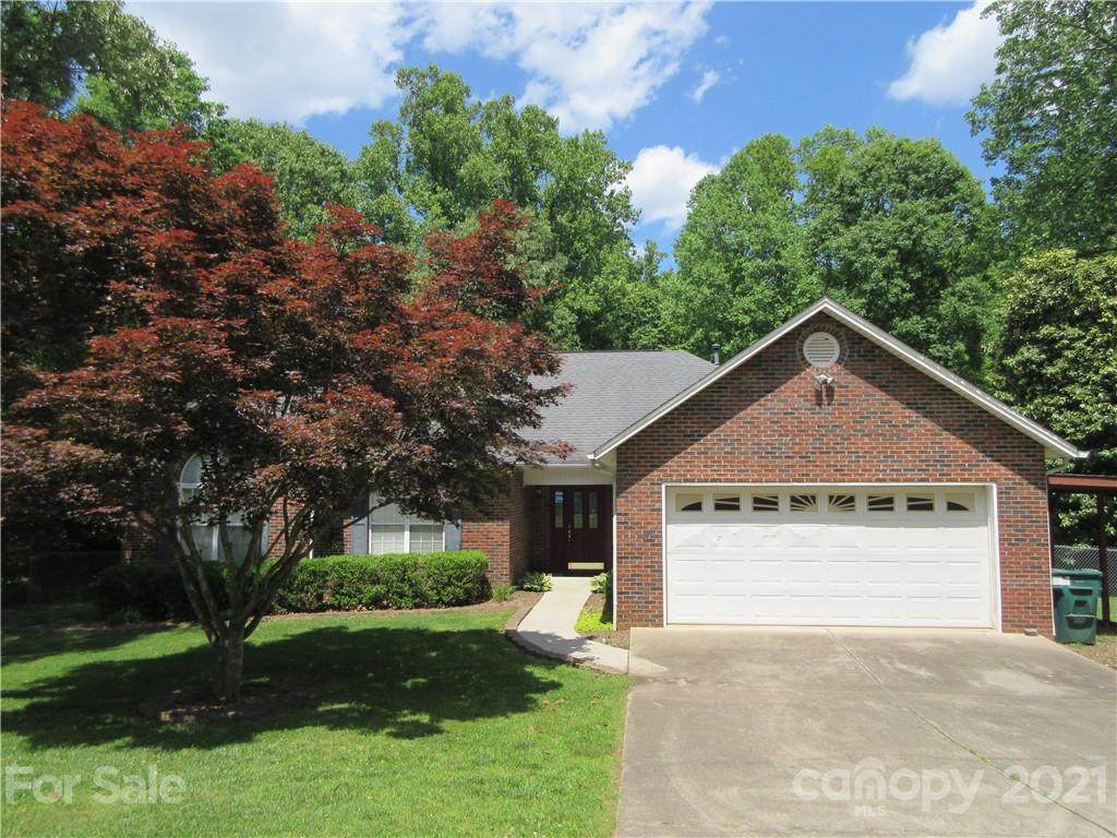1035 24th Street - Photo 1