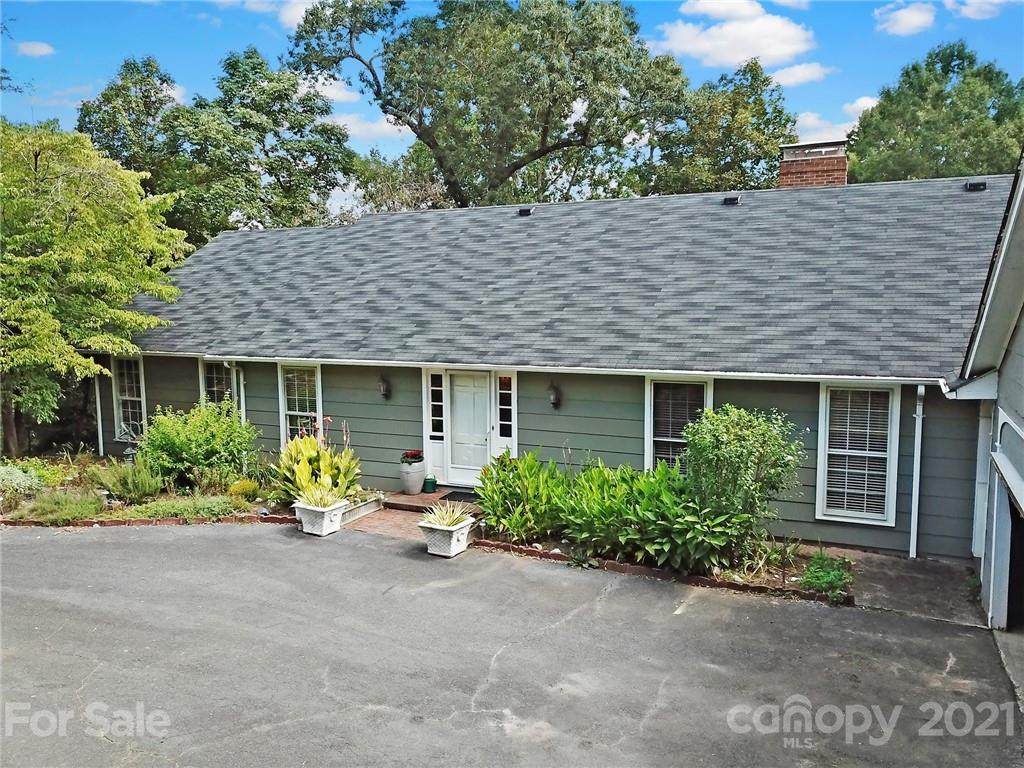 530 Hermitage Drive - Photo 1