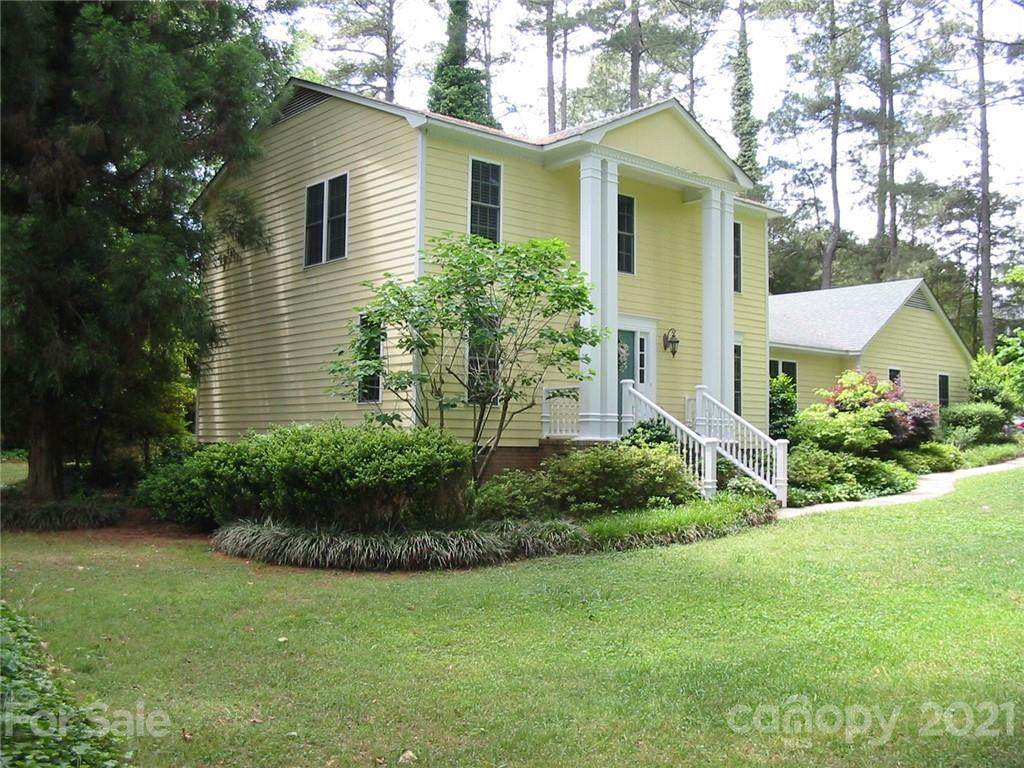 1290 Wendy Road - Photo 1