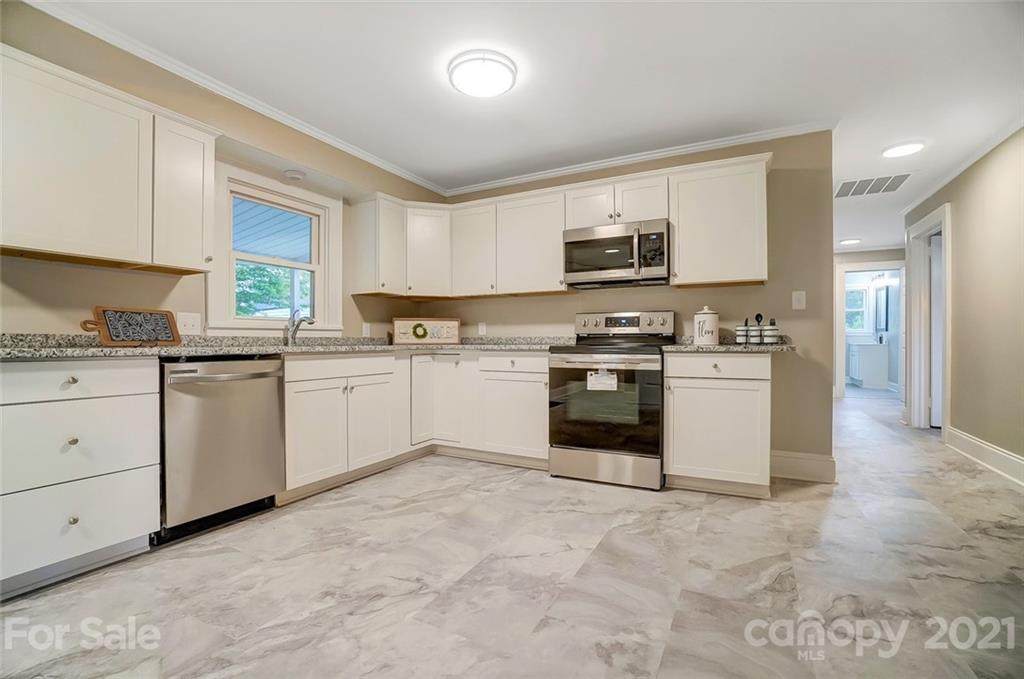 809 Mount Olivet Road - Photo 1