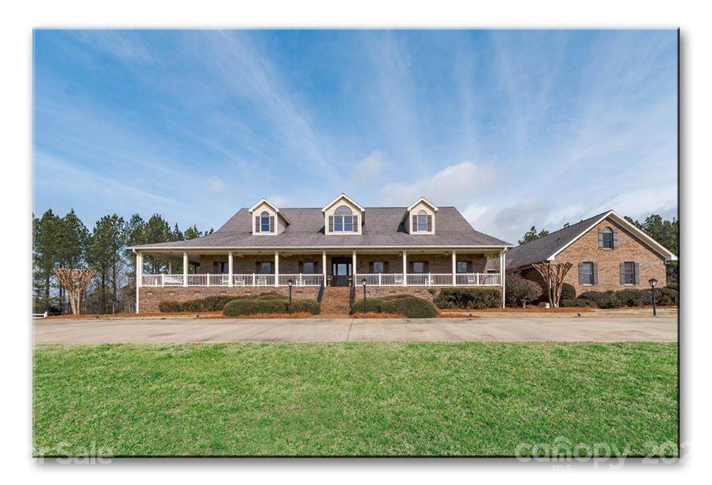 1823 Gowdeysville Road - Photo 1