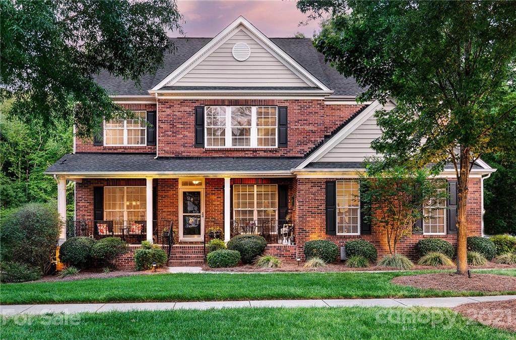 1524 Golden Rain Drive - Photo 1