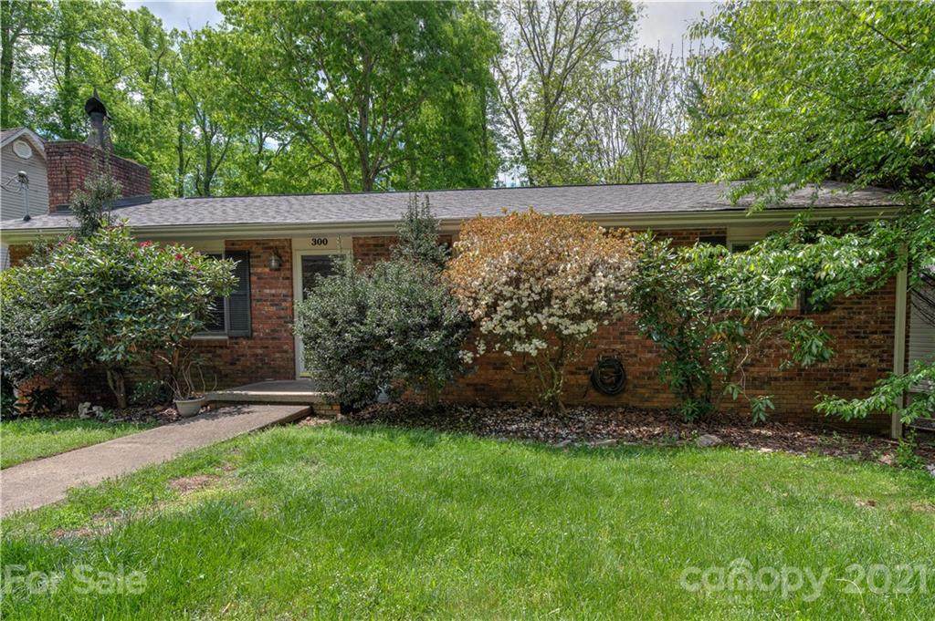 300 Royal Pines Drive - Photo 1