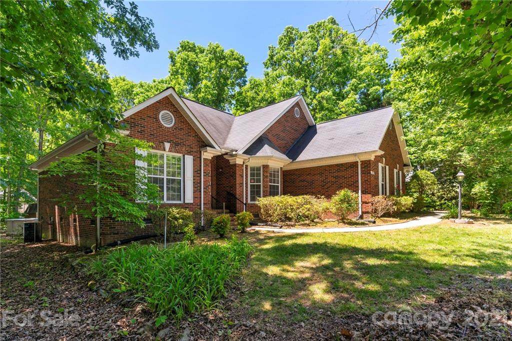 8265 Hunley Ridge Road - Photo 1