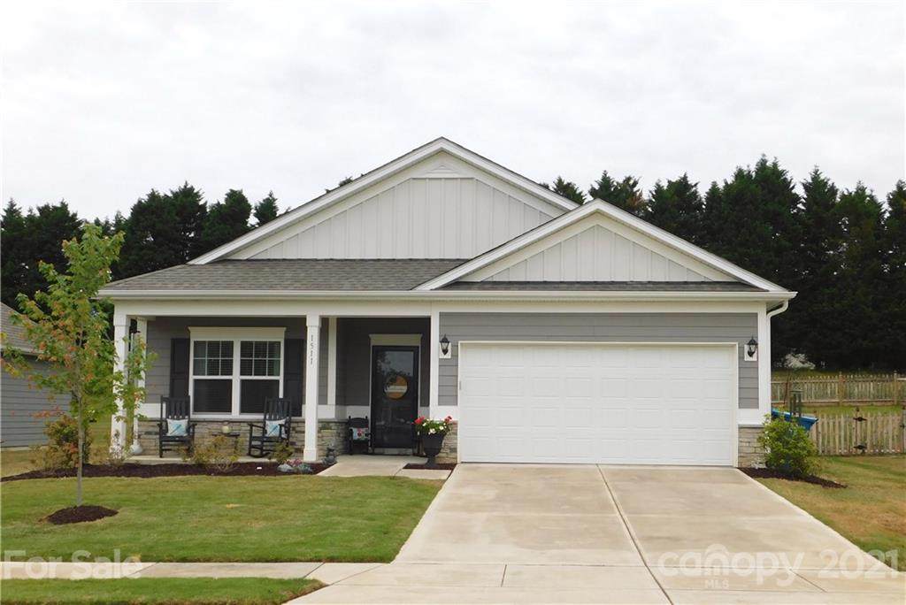1511 Troon Drive - Photo 1