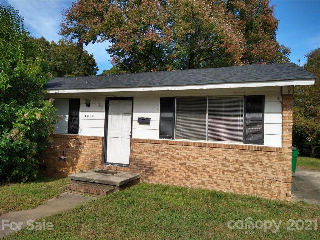 4029 Shamrock Drive - Photo 1
