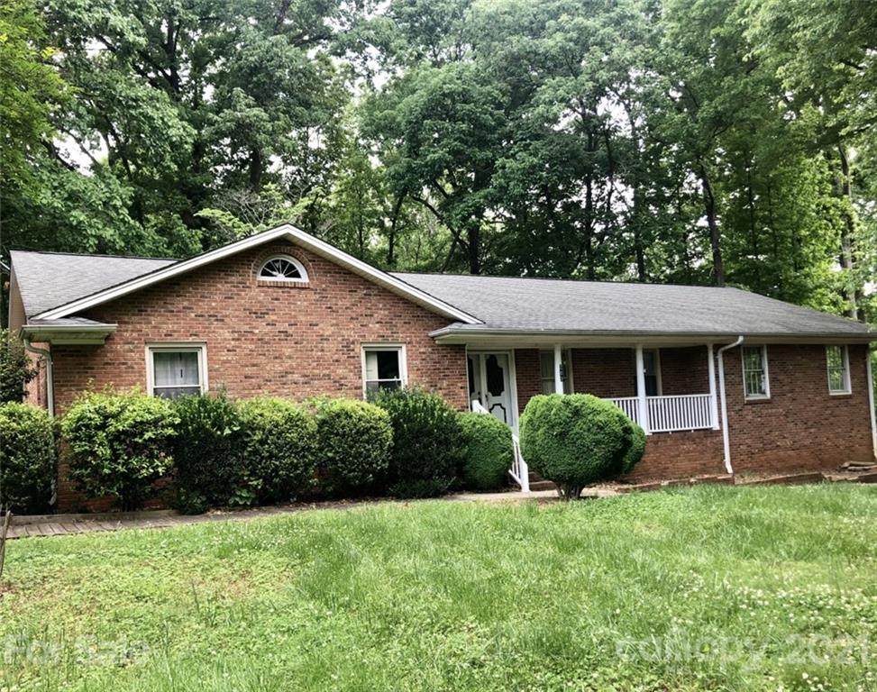 203 Abingdon Circle - Photo 1