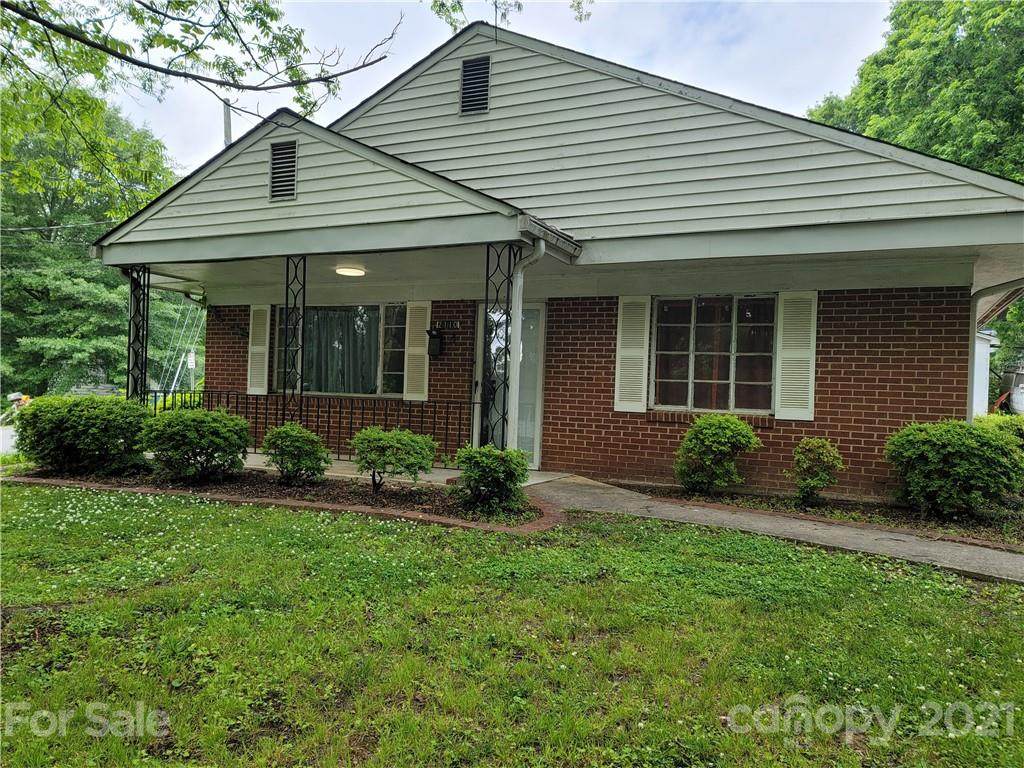 2110 Tiny Avenue - Photo 1