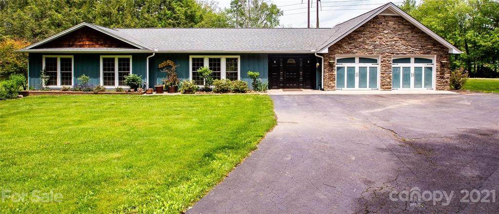 110 Meadowbrook Drive - Photo 1