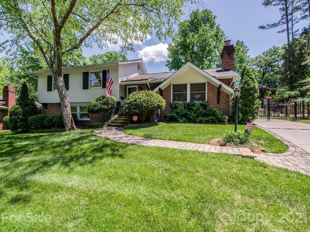226 Manning Drive - Photo 1