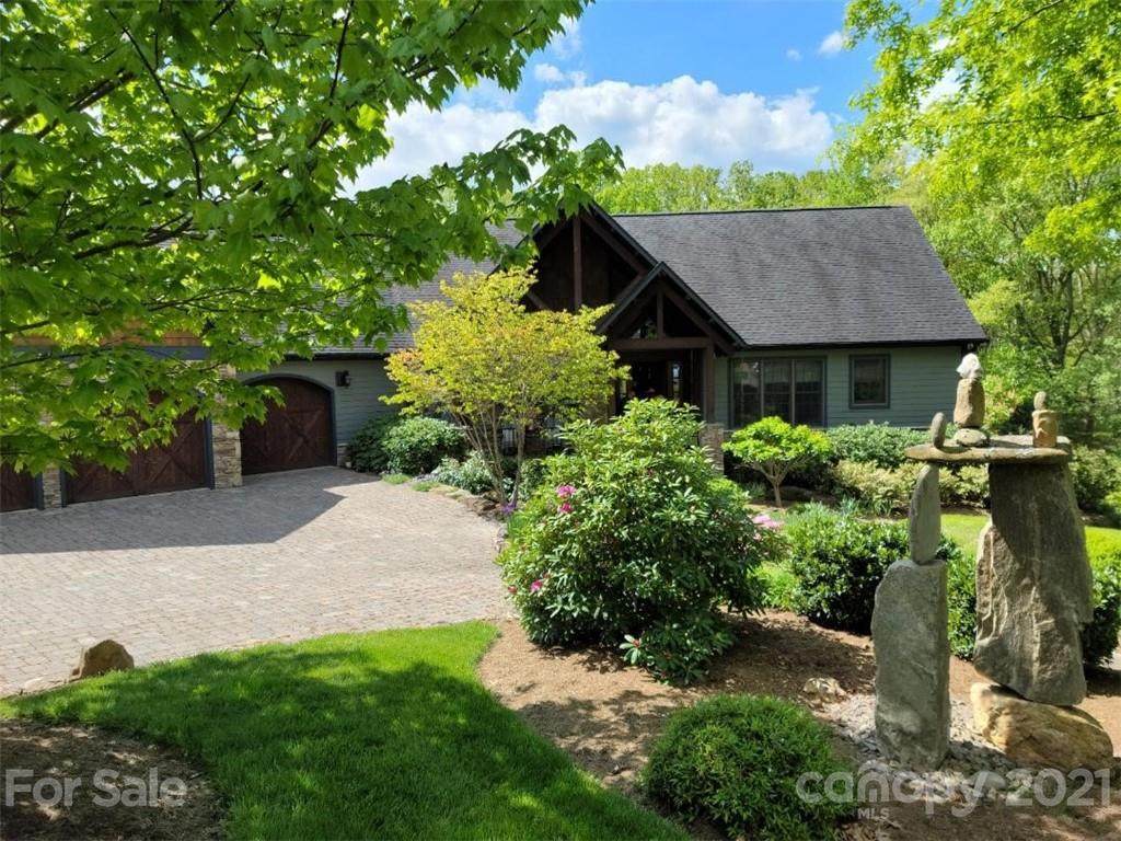 219 Mcintosh Avenue - Photo 1