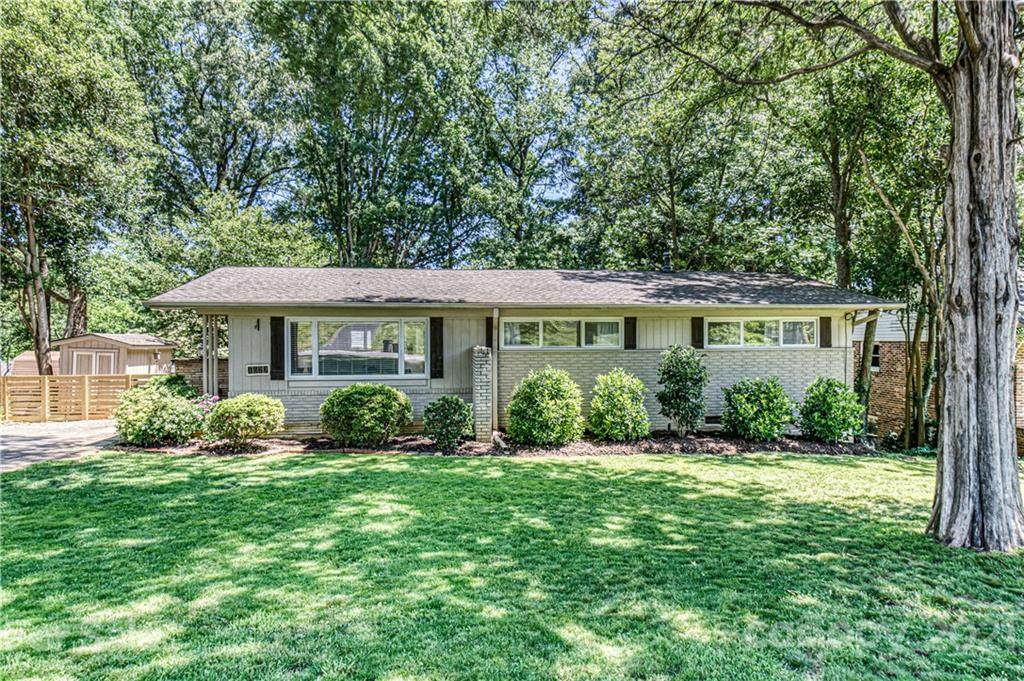 1627 Tamworth Drive - Photo 1