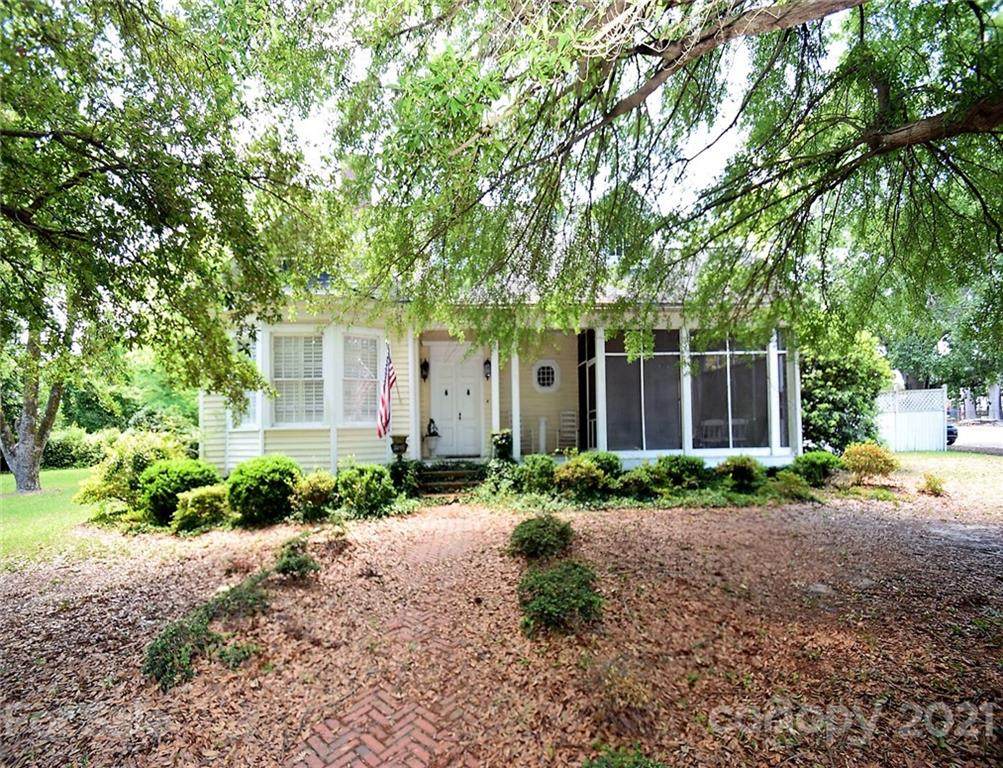 302 Pearl Street - Photo 1