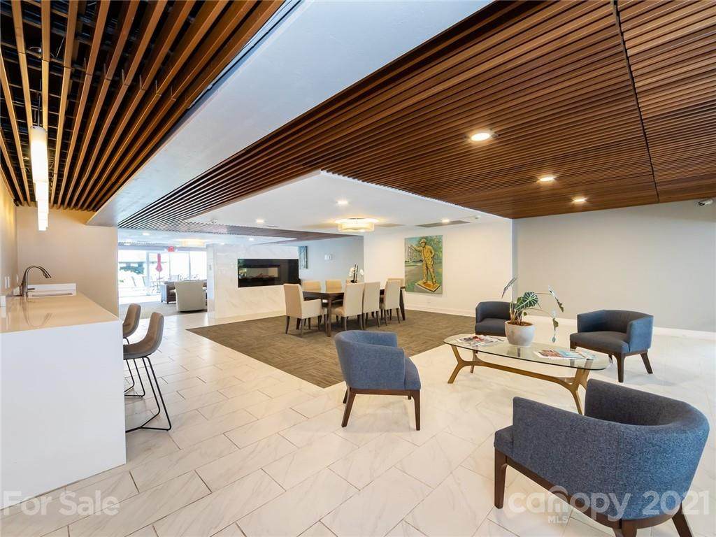 1323 Queens Road - Photo 1