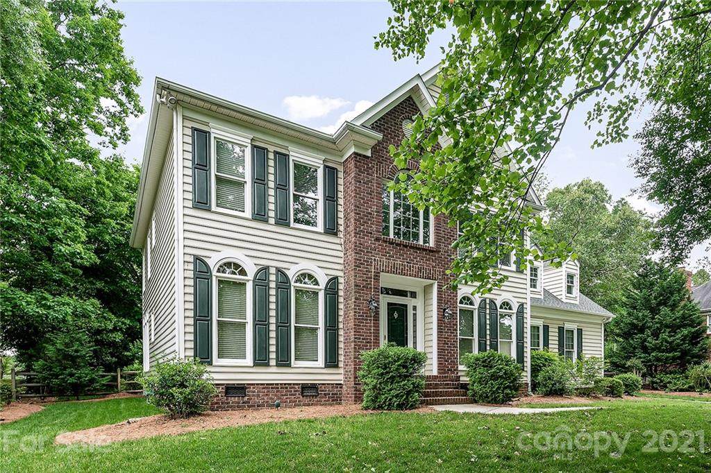 965 Muirfield Drive - Photo 1