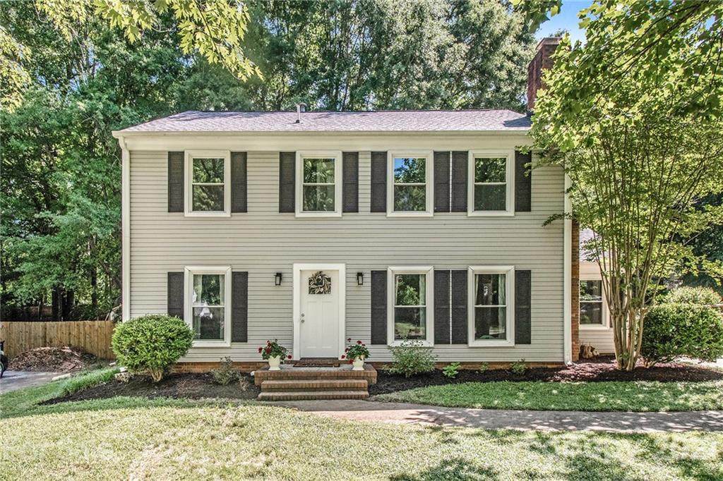 512 Sunnywood Lane - Photo 1