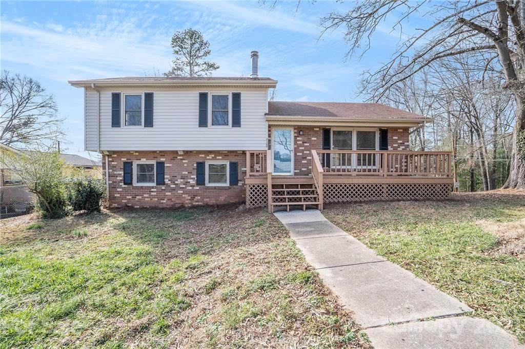 2100 Starbrook Drive - Photo 1