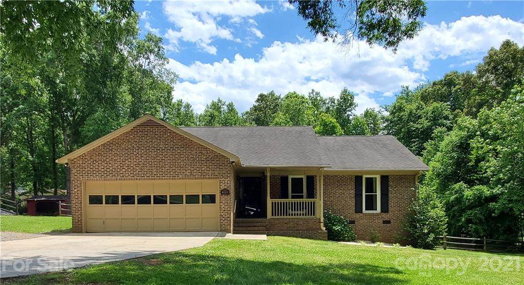 8129 Appaloosa Lane - Photo 1